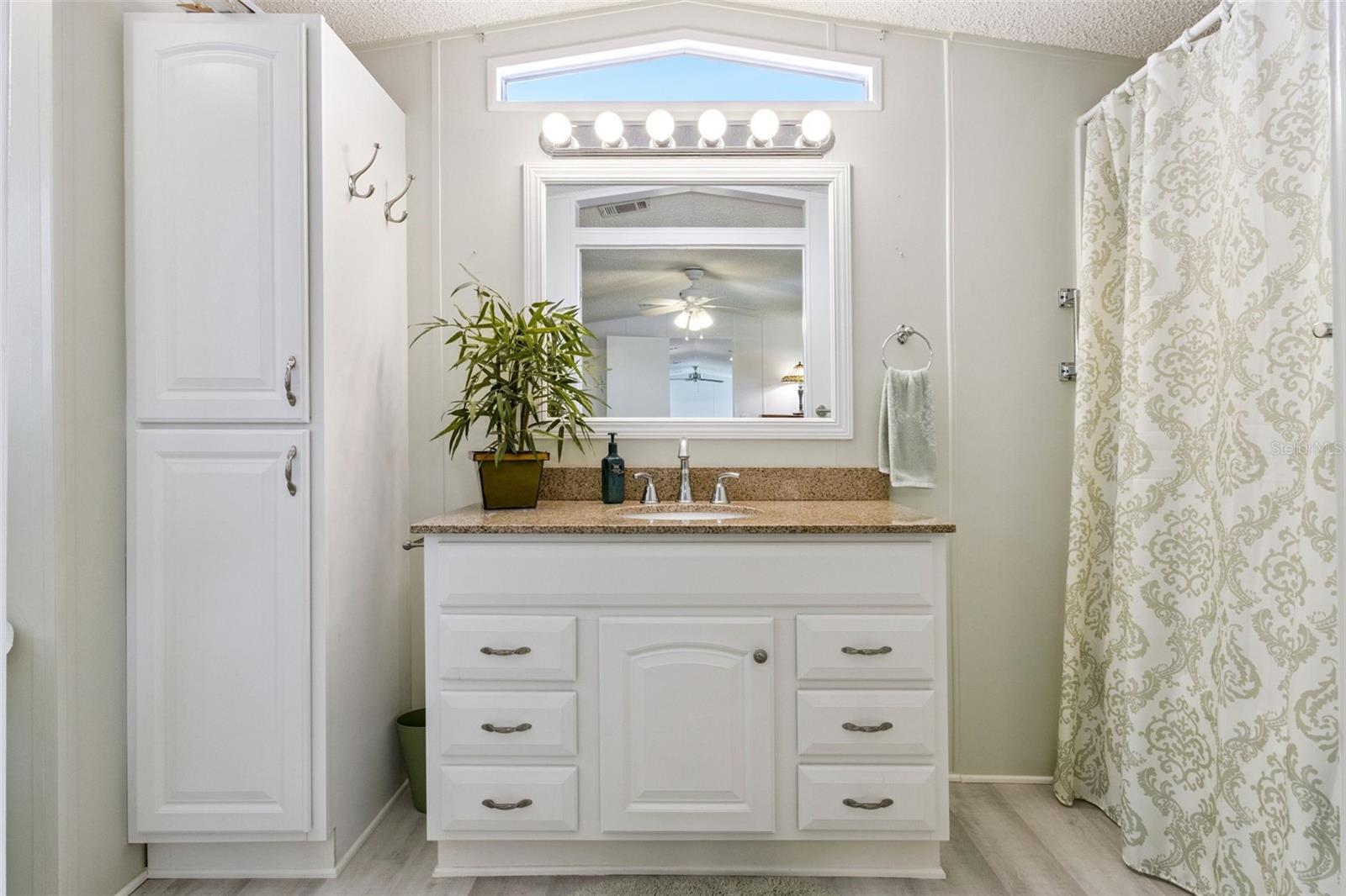 Image 12 of 29 For 8556 Breeze Hill Drive