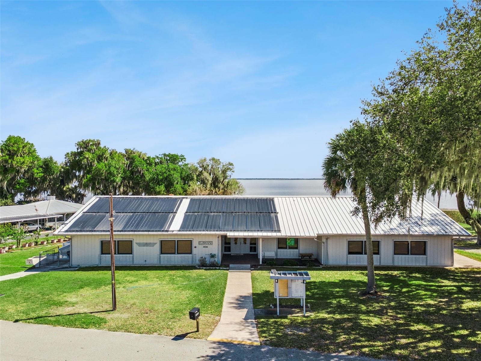 Image 26 of 29 For 8556 Breeze Hill Drive