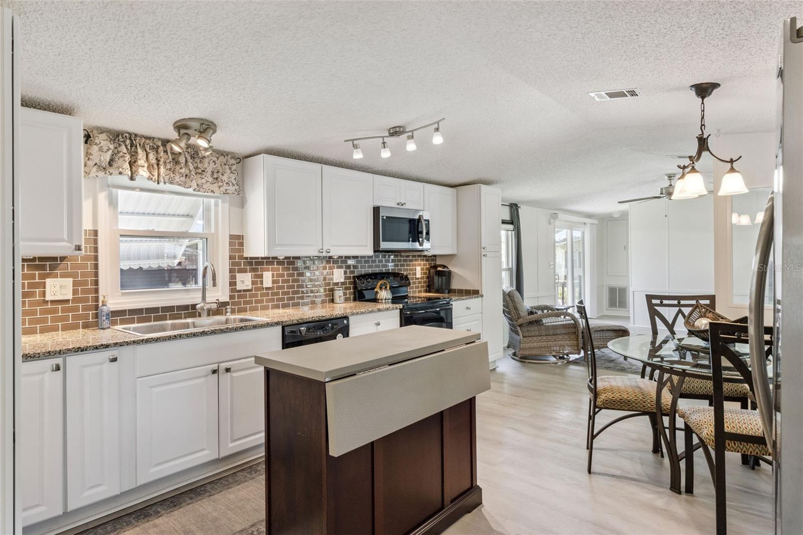 Image 3 of 29 For 8556 Breeze Hill Drive