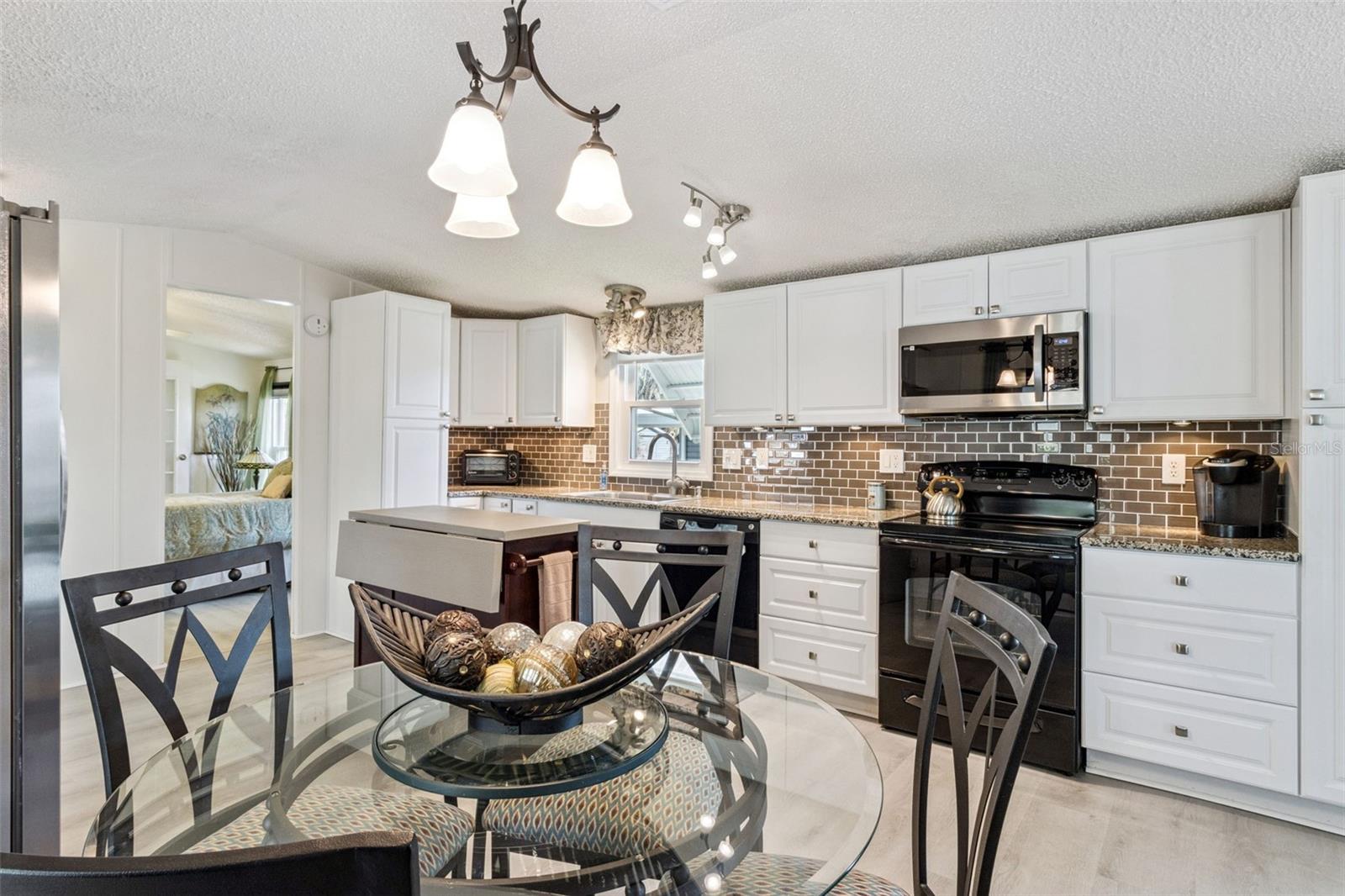 Image 4 of 29 For 8556 Breeze Hill Drive