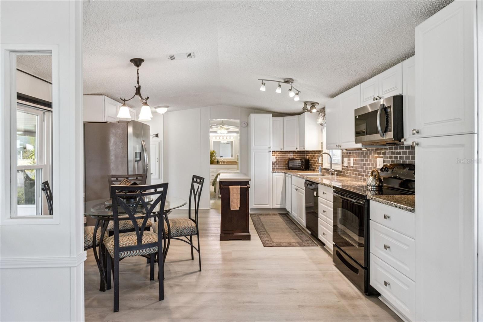 Image 5 of 29 For 8556 Breeze Hill Drive