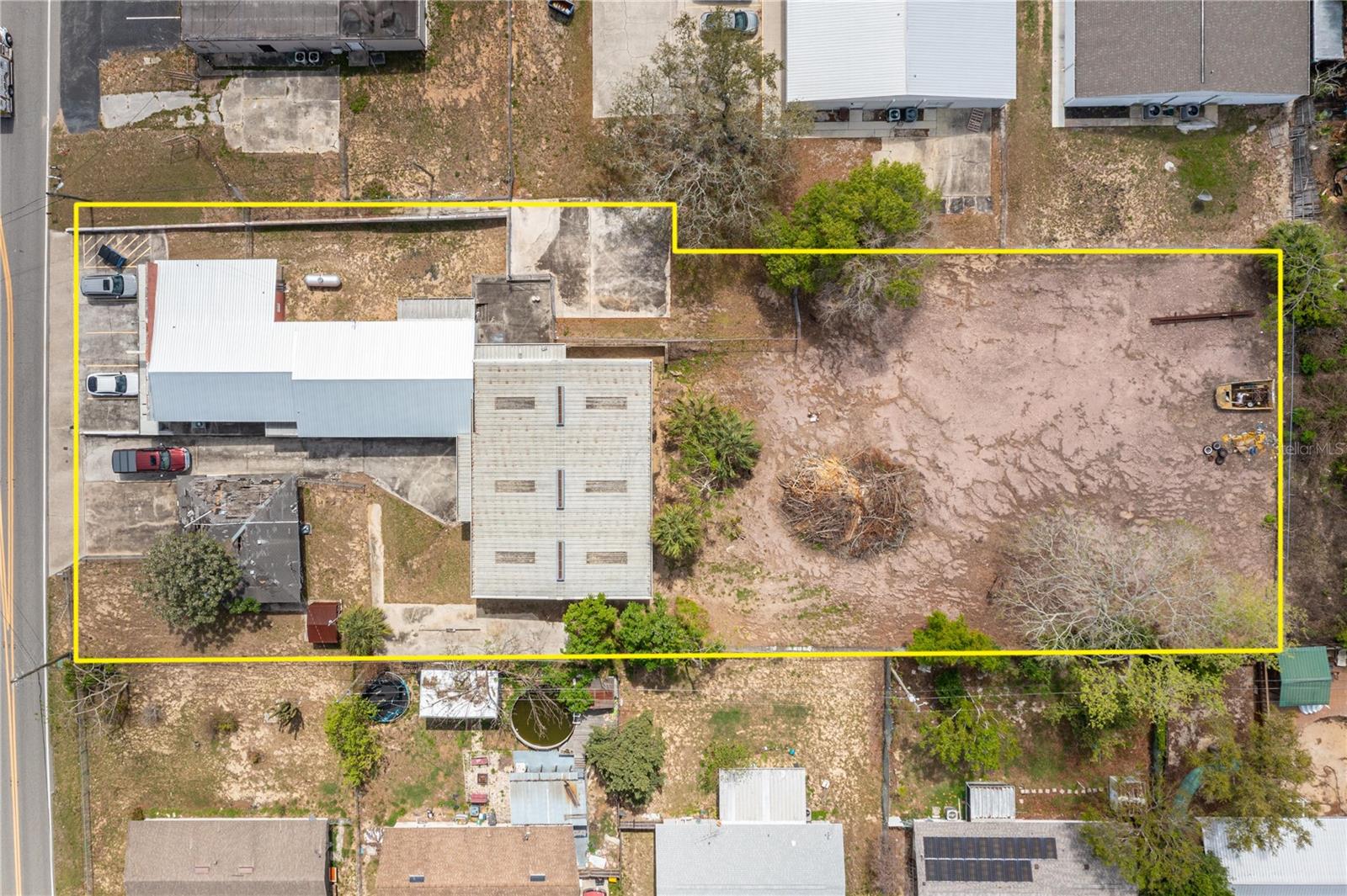 Image 28 of 34 For 19 Evergreen Drive