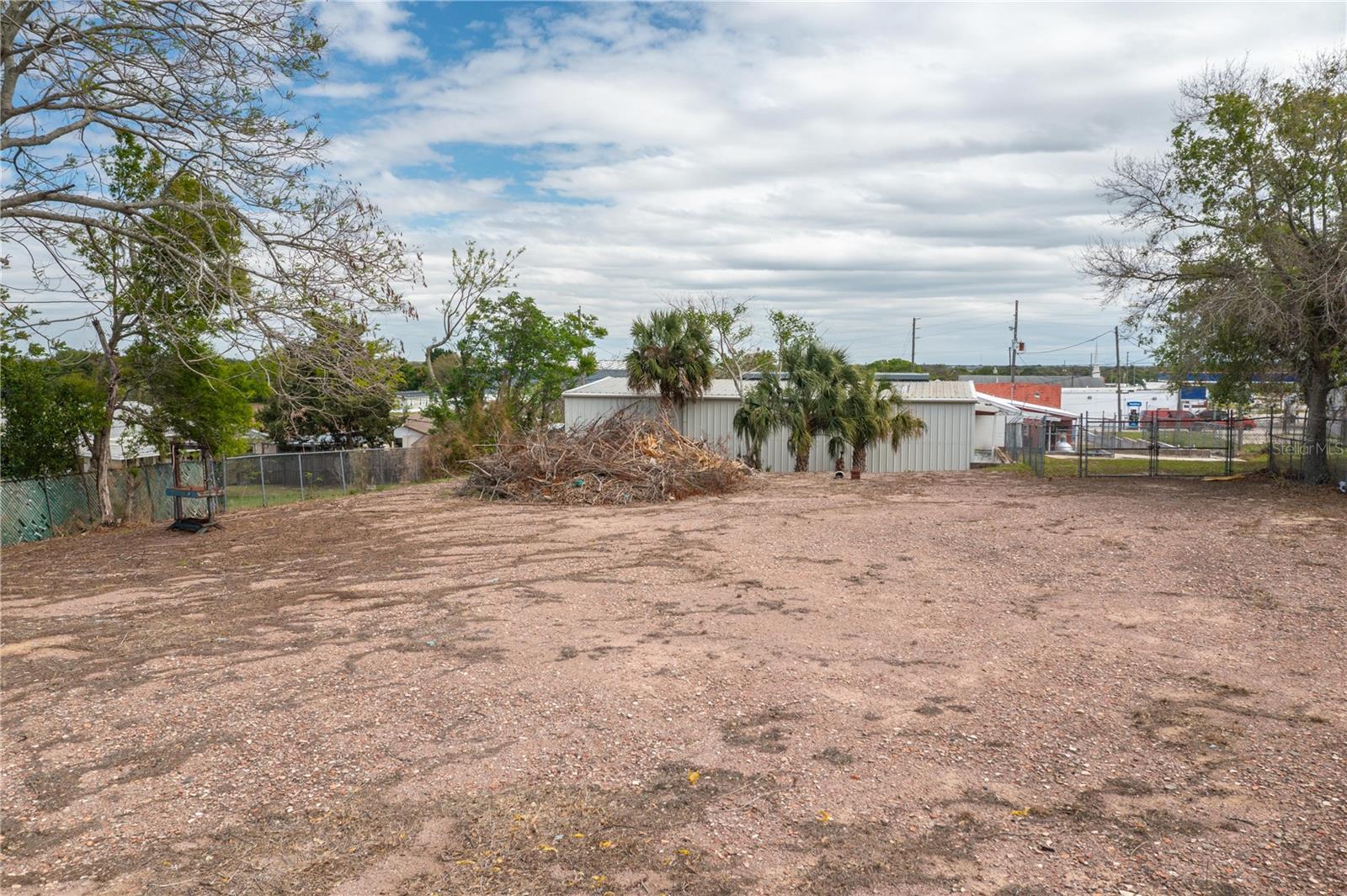 Image 9 of 34 For 19 Evergreen Drive