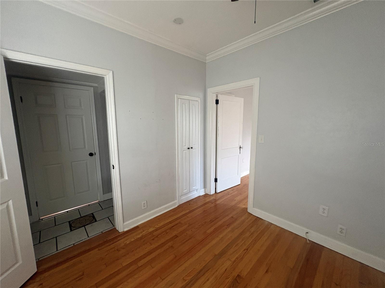 Image 14 of 26 For 745 Vistabula Street