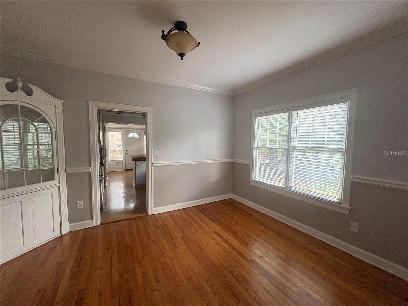 Image 6 of 26 For 745 Vistabula Street