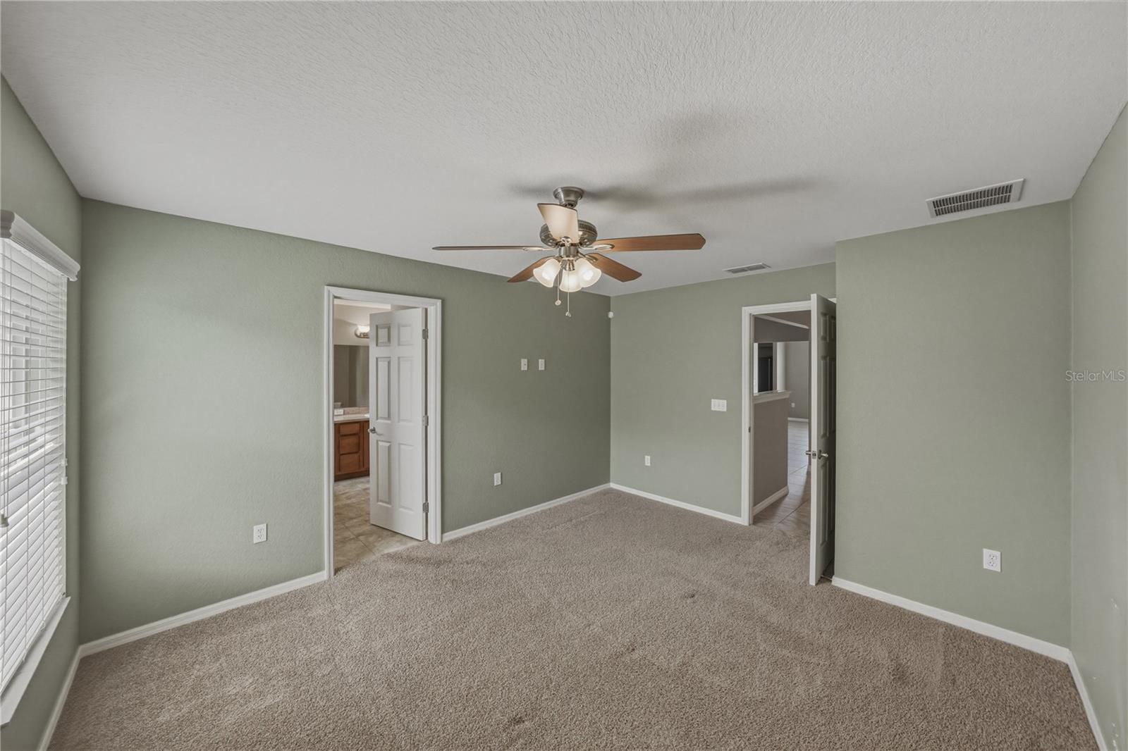 Image 11 of 43 For 2940 Coach Lamp Road