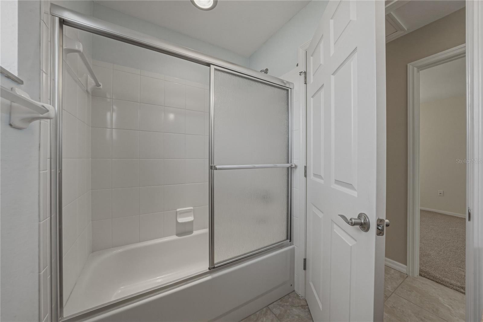 Image 23 of 43 For 2940 Coach Lamp Road