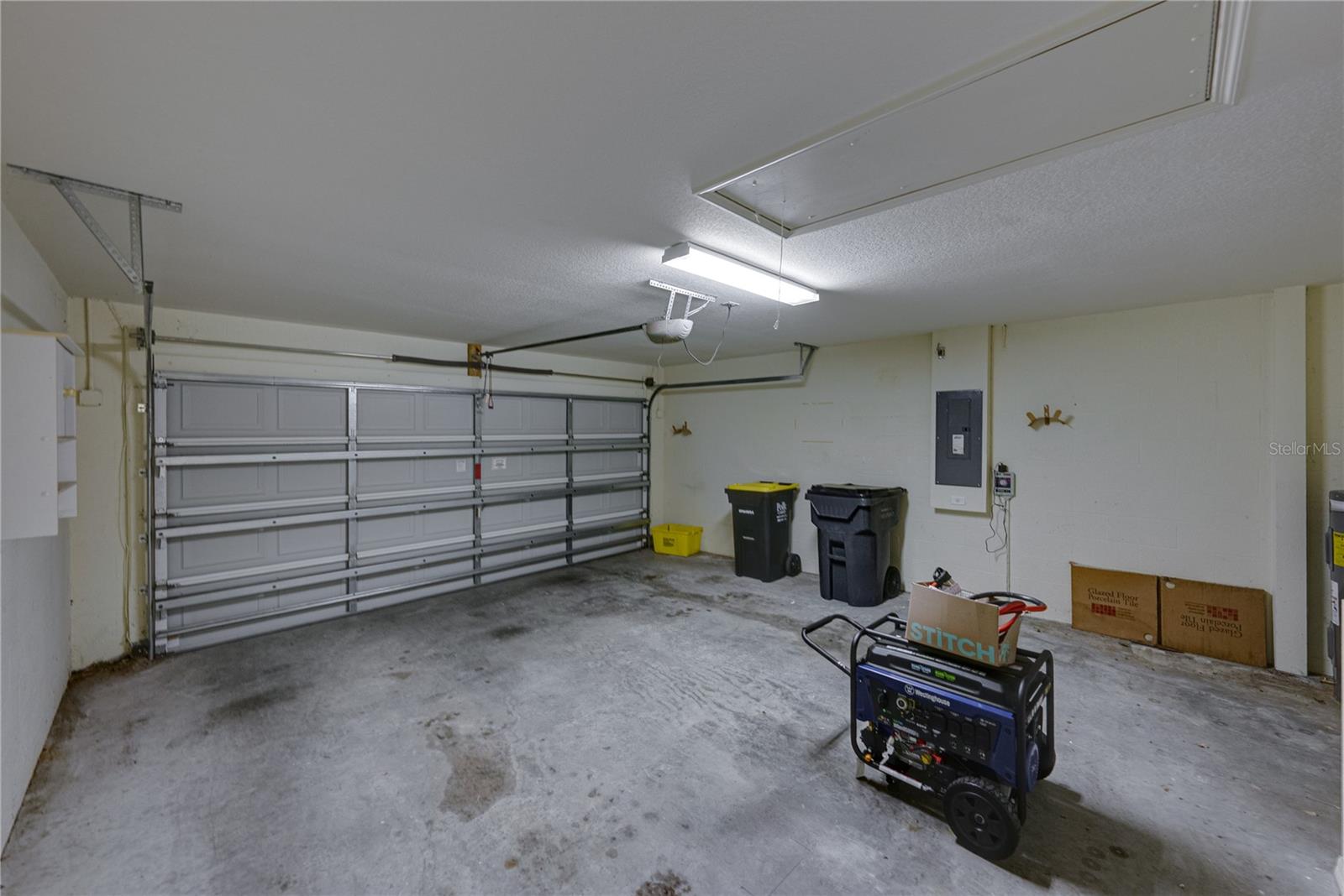 Image 30 of 43 For 2940 Coach Lamp Road