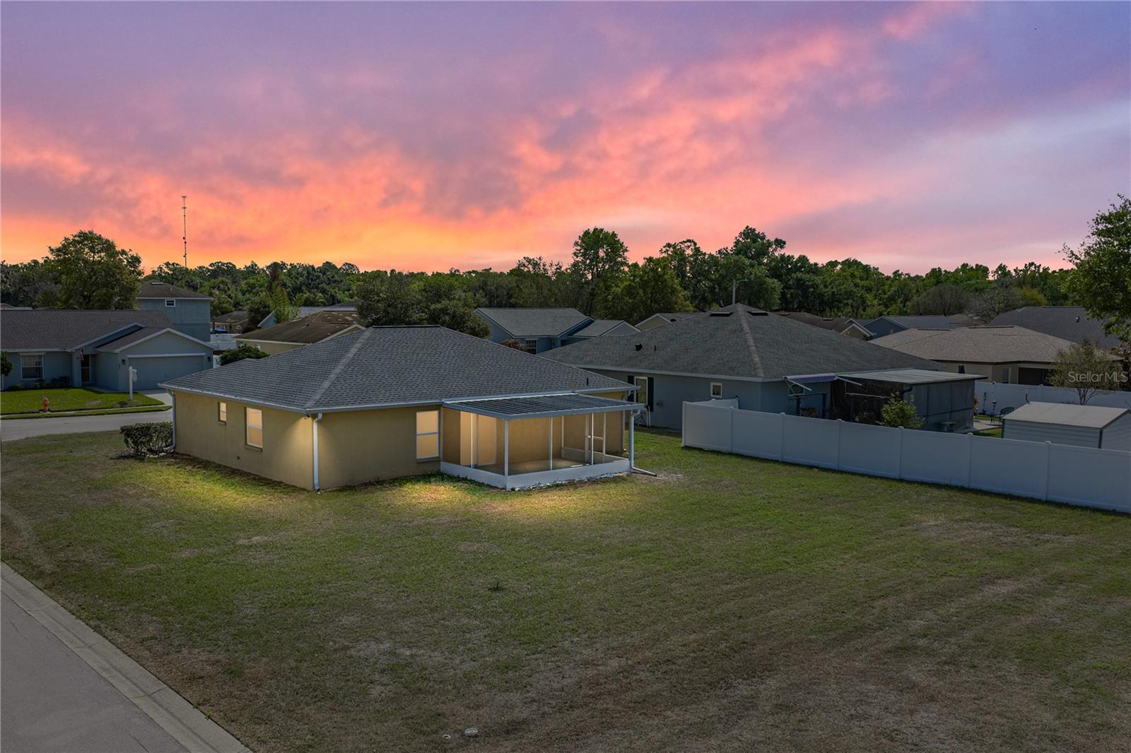 Image 33 of 43 For 2940 Coach Lamp Road