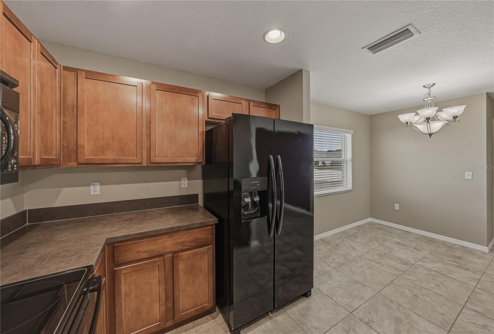 Image 7 of 43 For 2940 Coach Lamp Road