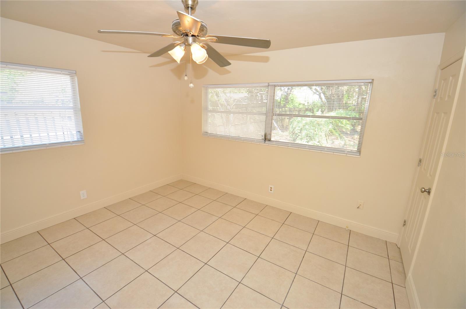 Image 9 of 15 For 1341 Avenue S Nw