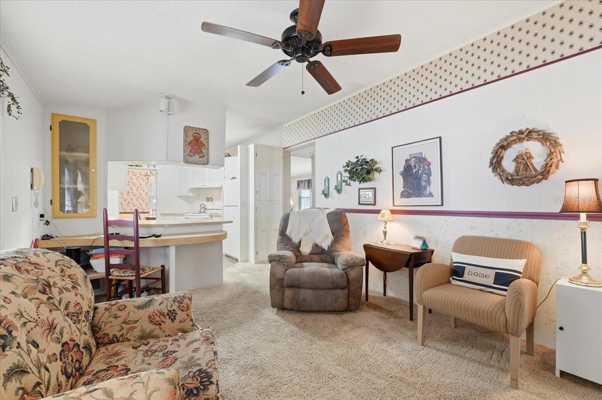 Image 11 of 44 For 4511 Redwood Street