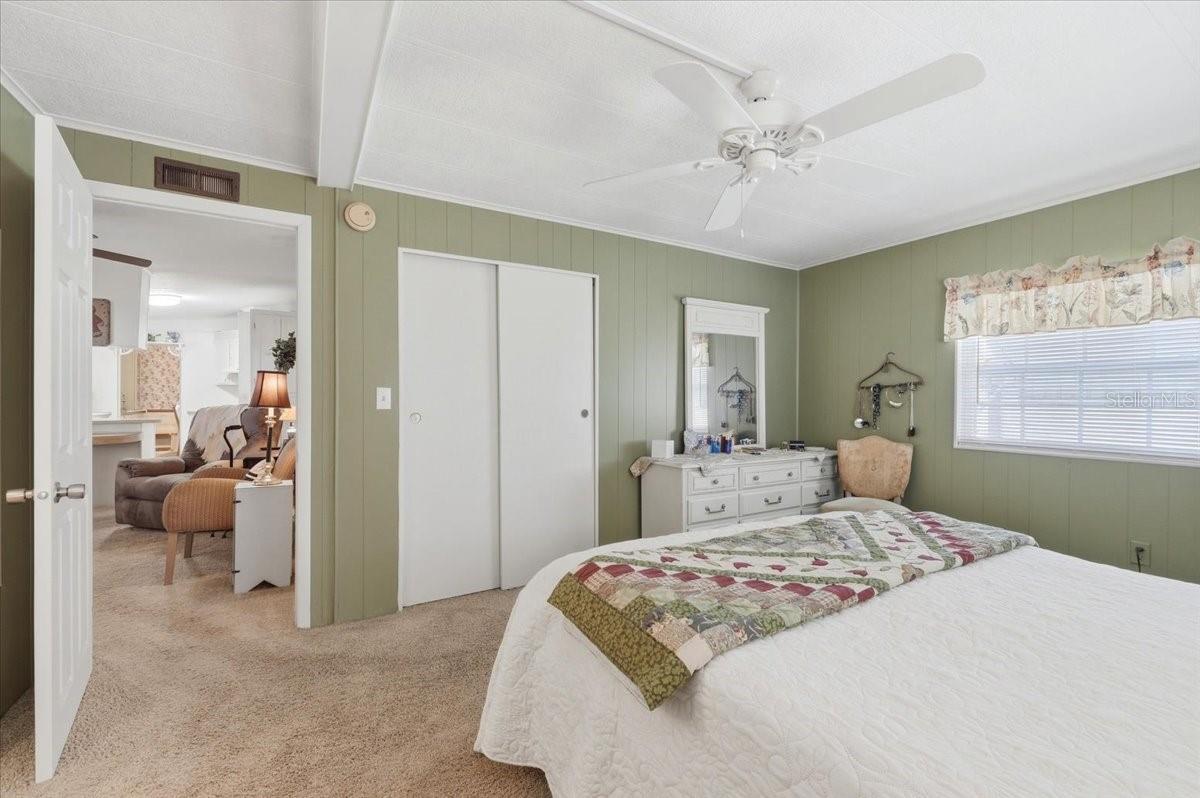 Image 21 of 44 For 4511 Redwood Street