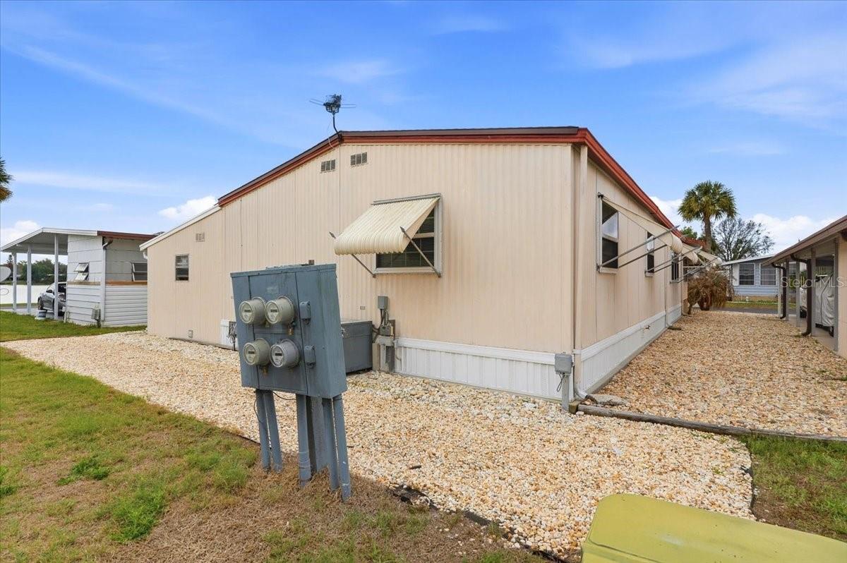 Image 4 of 44 For 4511 Redwood Street