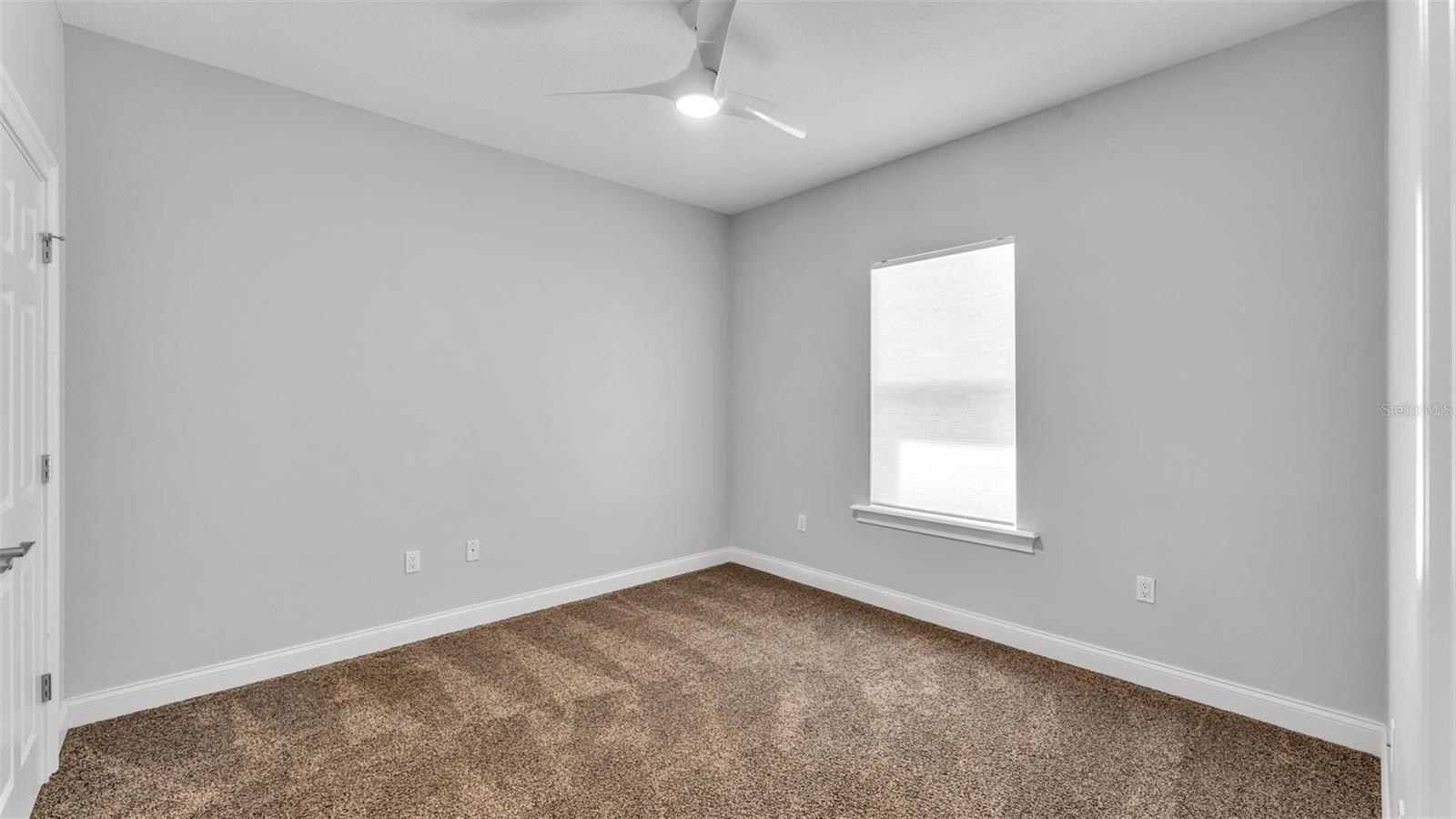 Image 21 of 41 For 6883 Lacy Drive