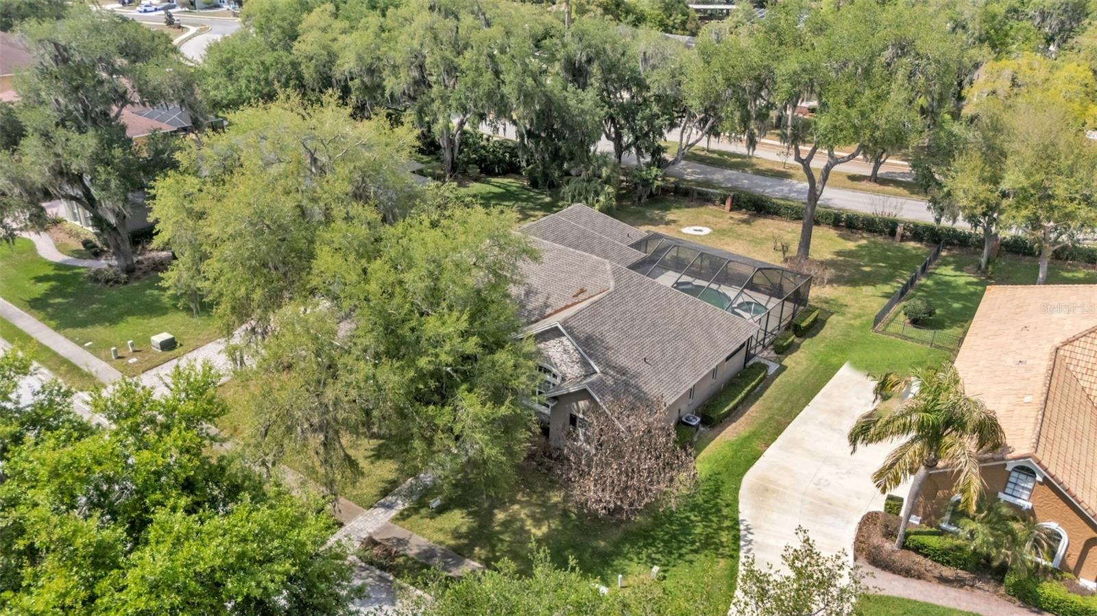 Image 37 of 41 For 6883 Lacy Drive