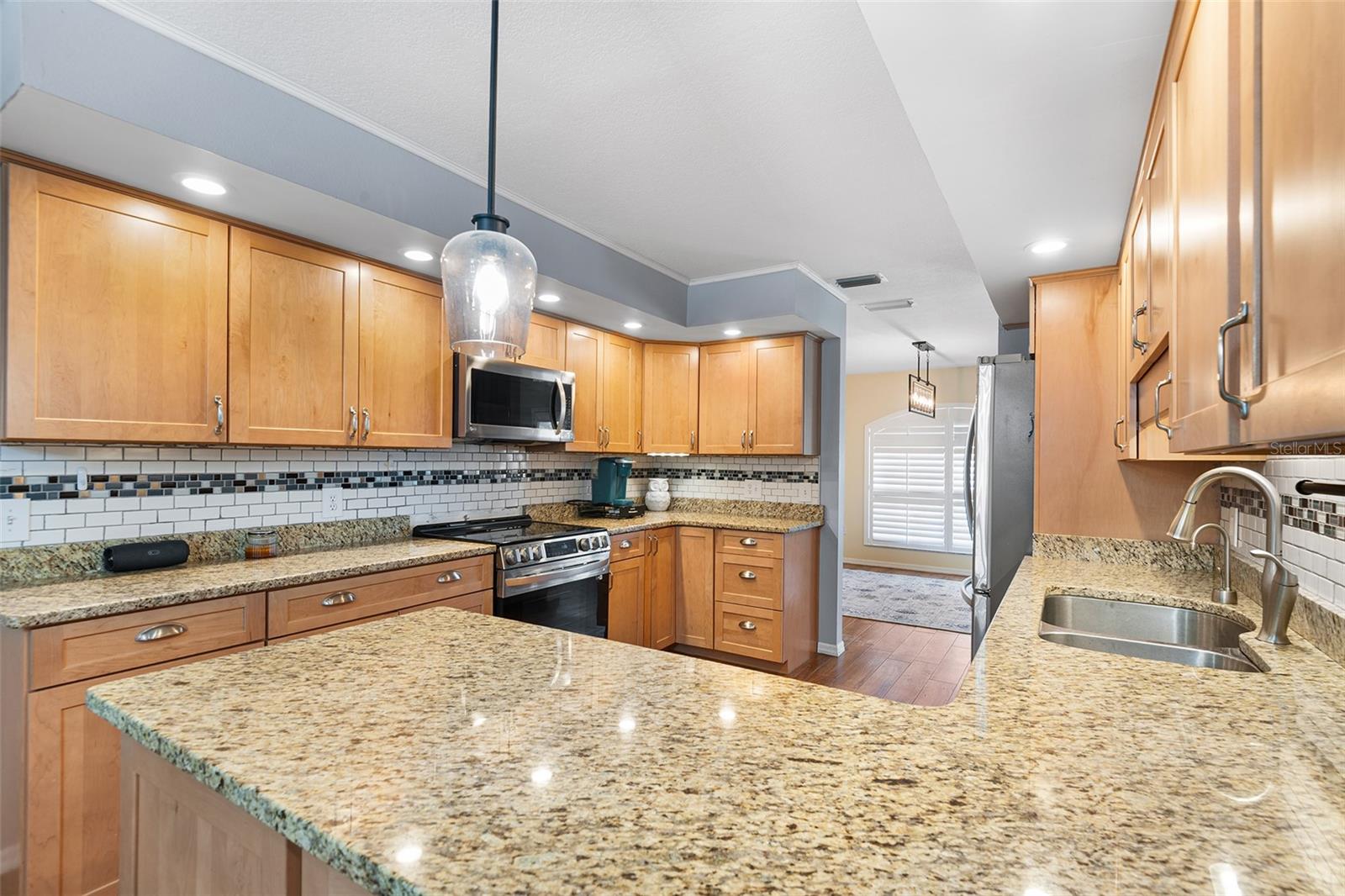 Image 11 of 37 For 2861 Pond View Drive