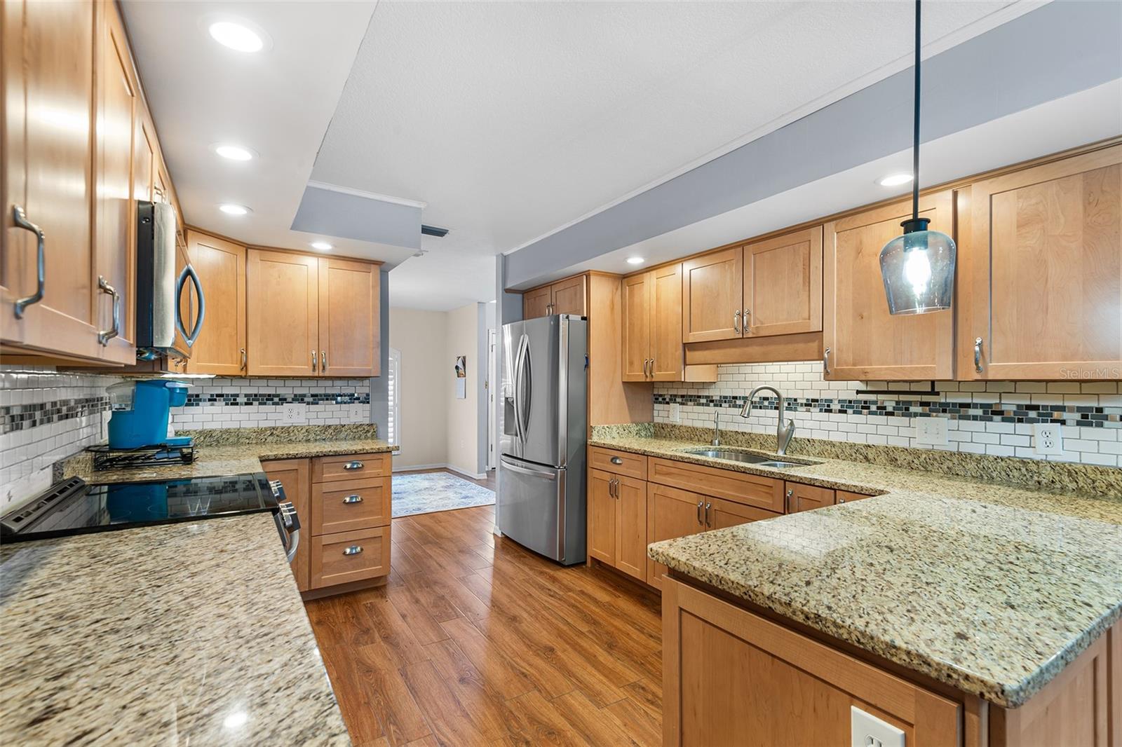 Image 13 of 37 For 2861 Pond View Drive