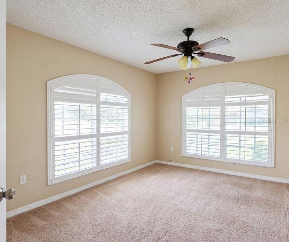 Image 22 of 37 For 2861 Pond View Drive