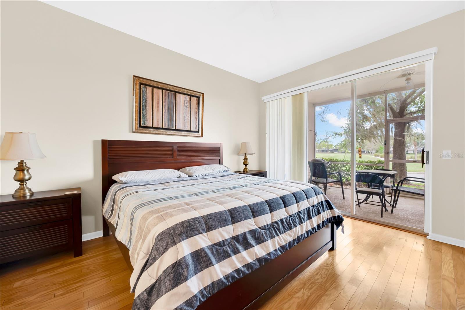 Image 18 of 35 For 427 Enclave Place 427