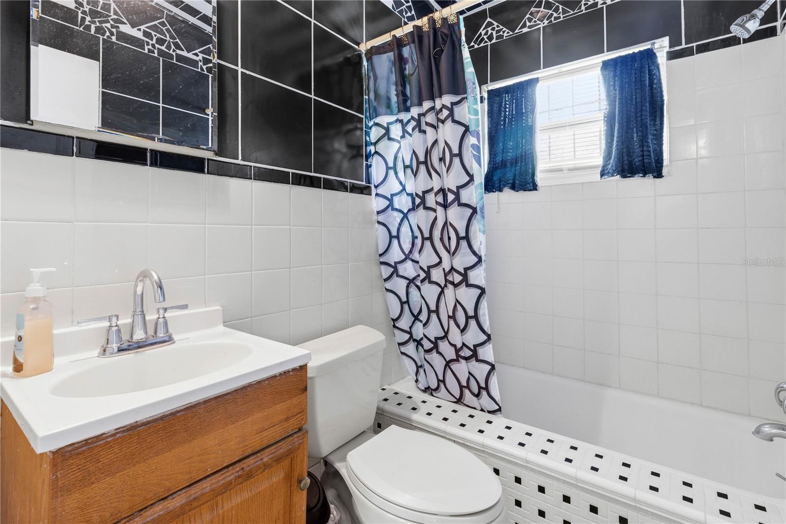 Image 10 of 33 For 3003 Drewery Avenue