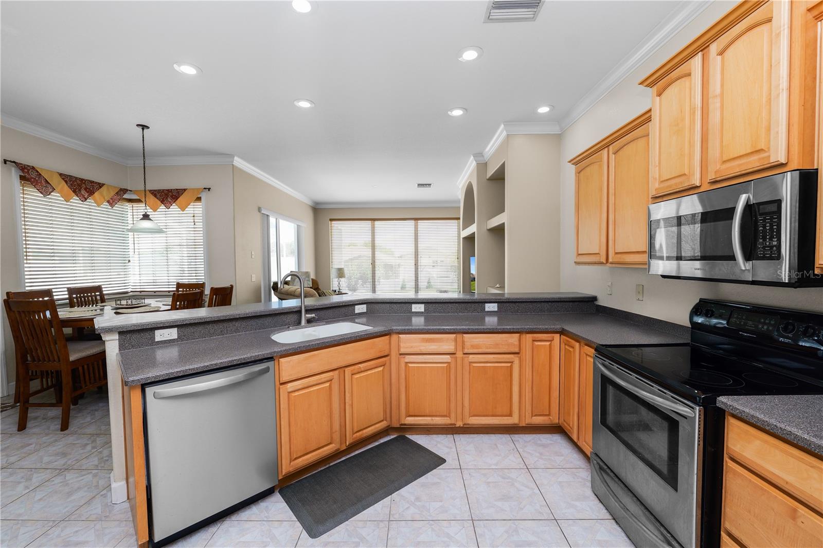 Image 15 of 68 For 6756 Hartsworth Drive