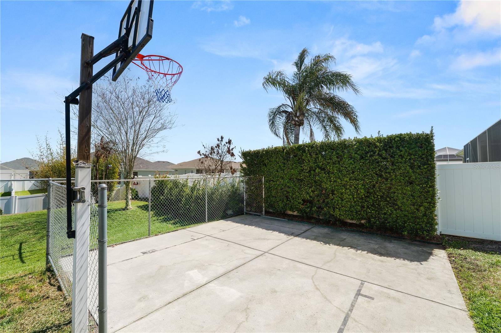 Image 52 of 68 For 6756 Hartsworth Drive