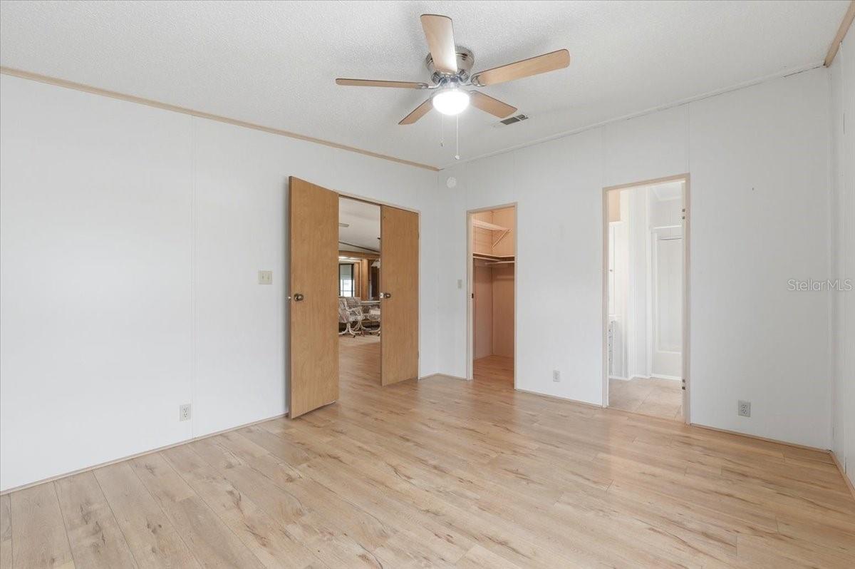 Image 16 of 41 For 1798 Fox Hill Drive