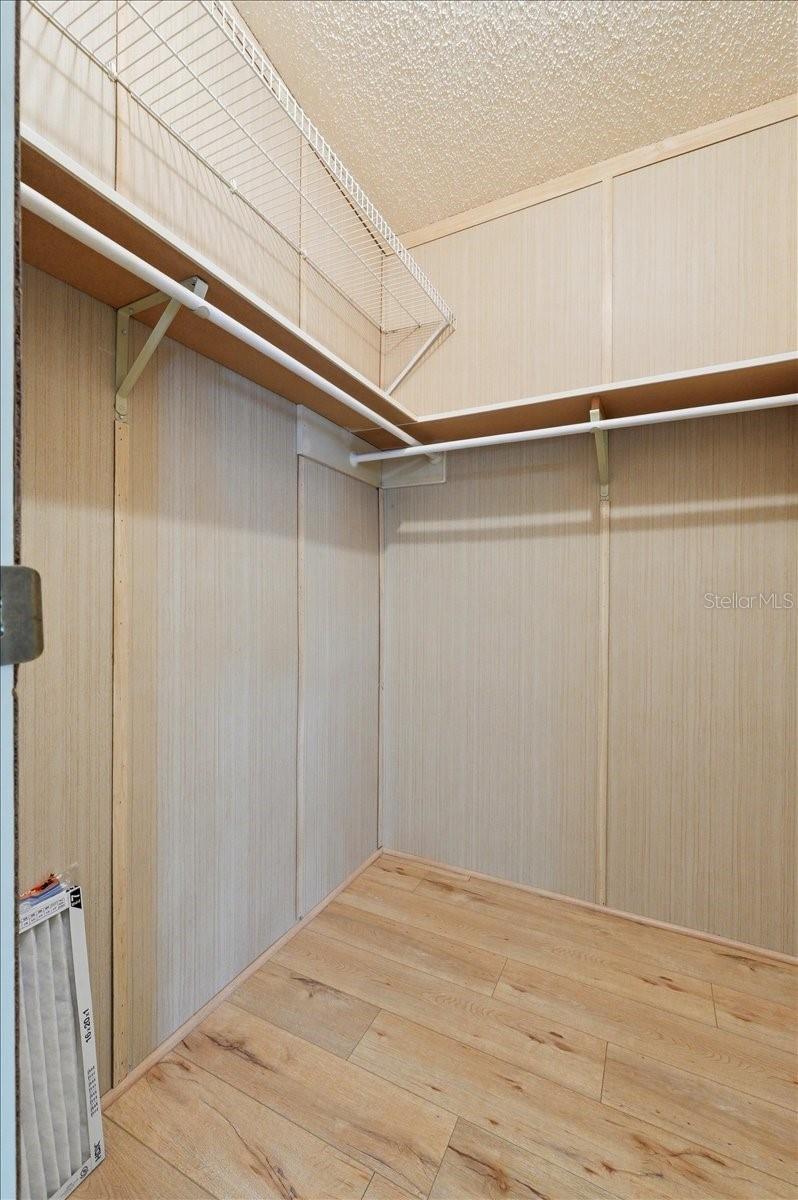 Image 20 of 41 For 1798 Fox Hill Drive