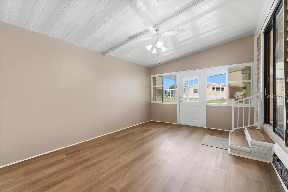 Image 7 of 41 For 1798 Fox Hill Drive