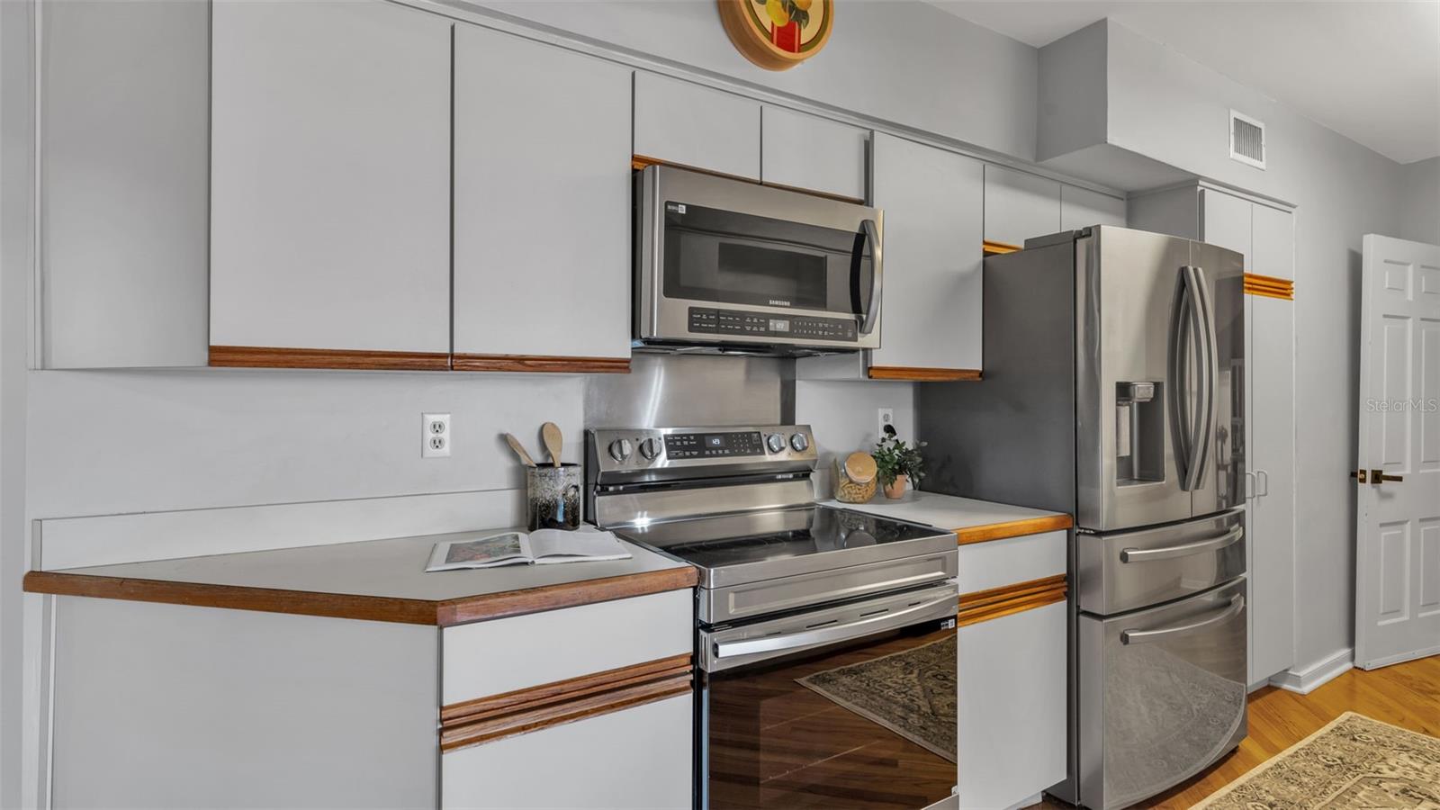 Image 17 of 64 For 120 Morningside Drive