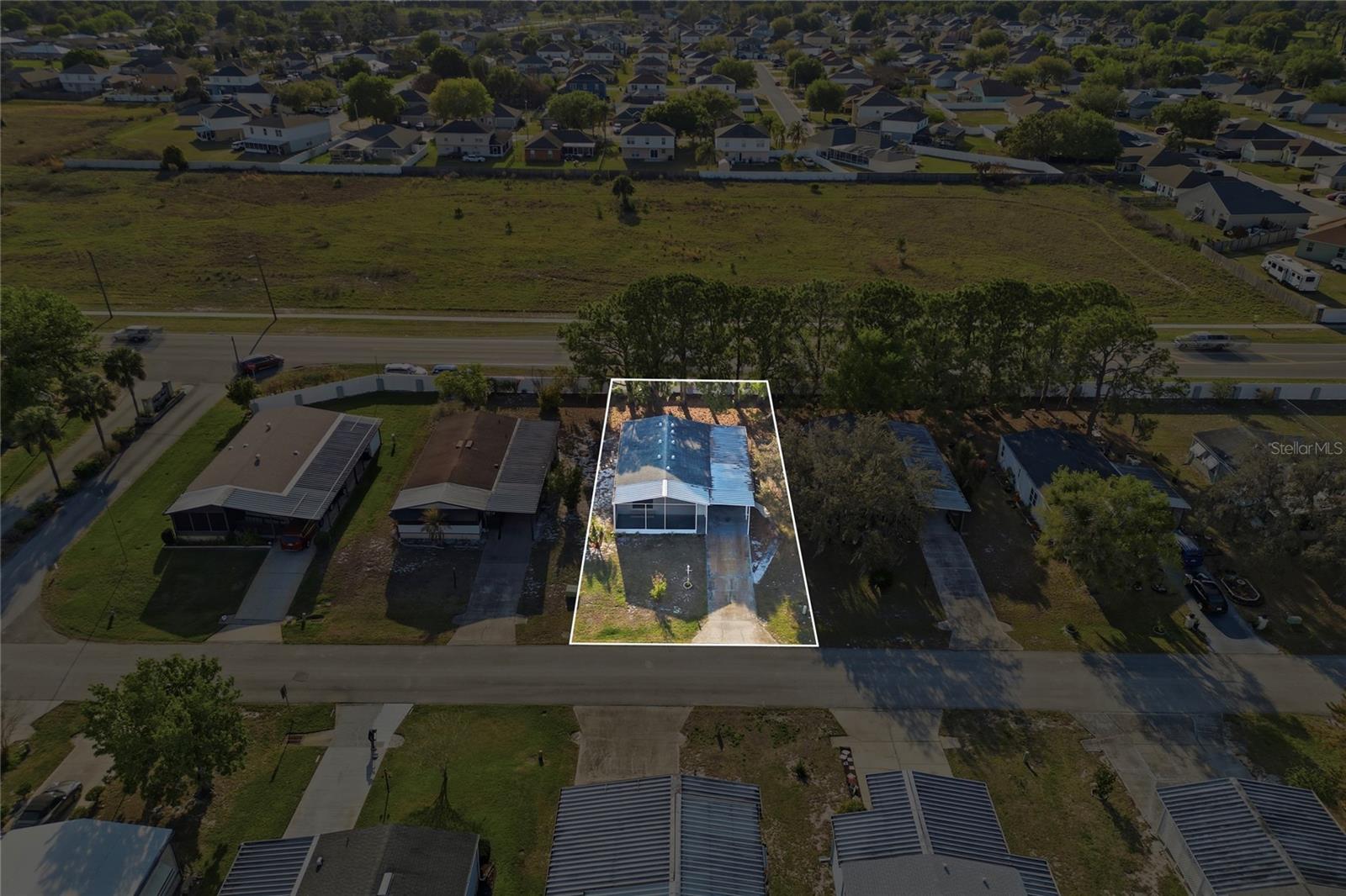 Image 4 of 44 For 409 Village Circle Sw