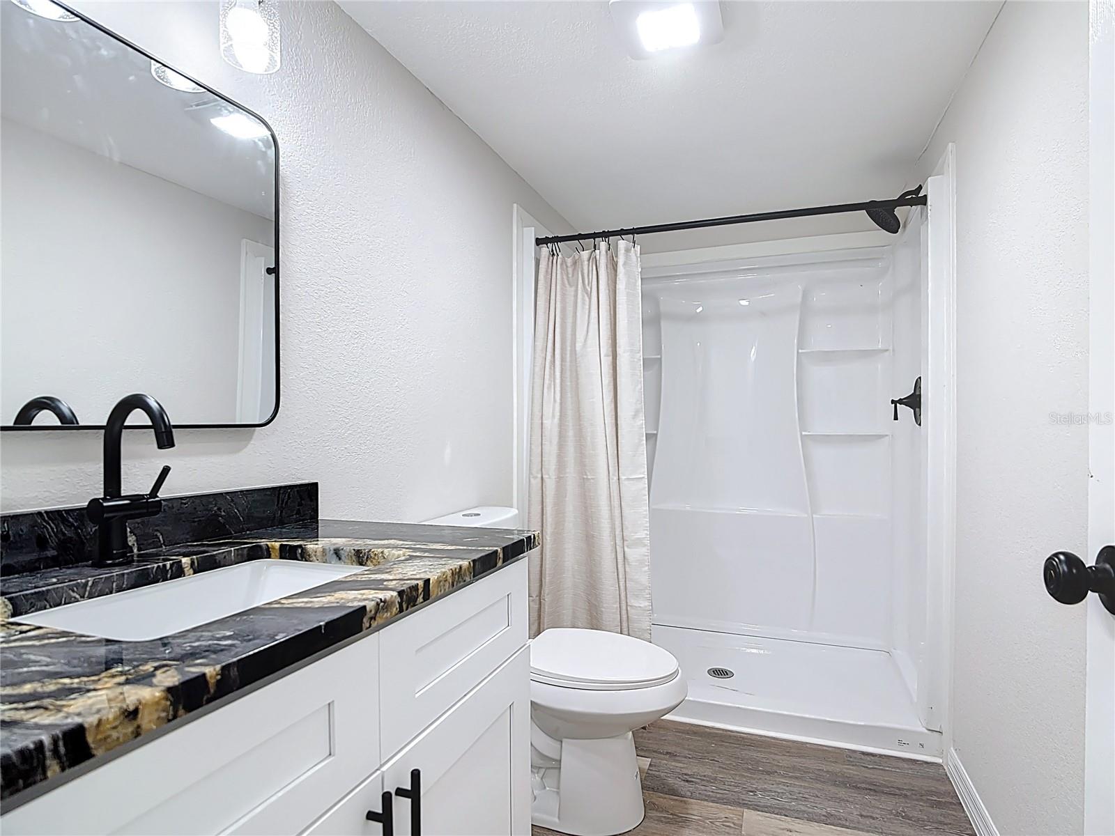 Image 17 of 26 For 10916 Country Haven Drive