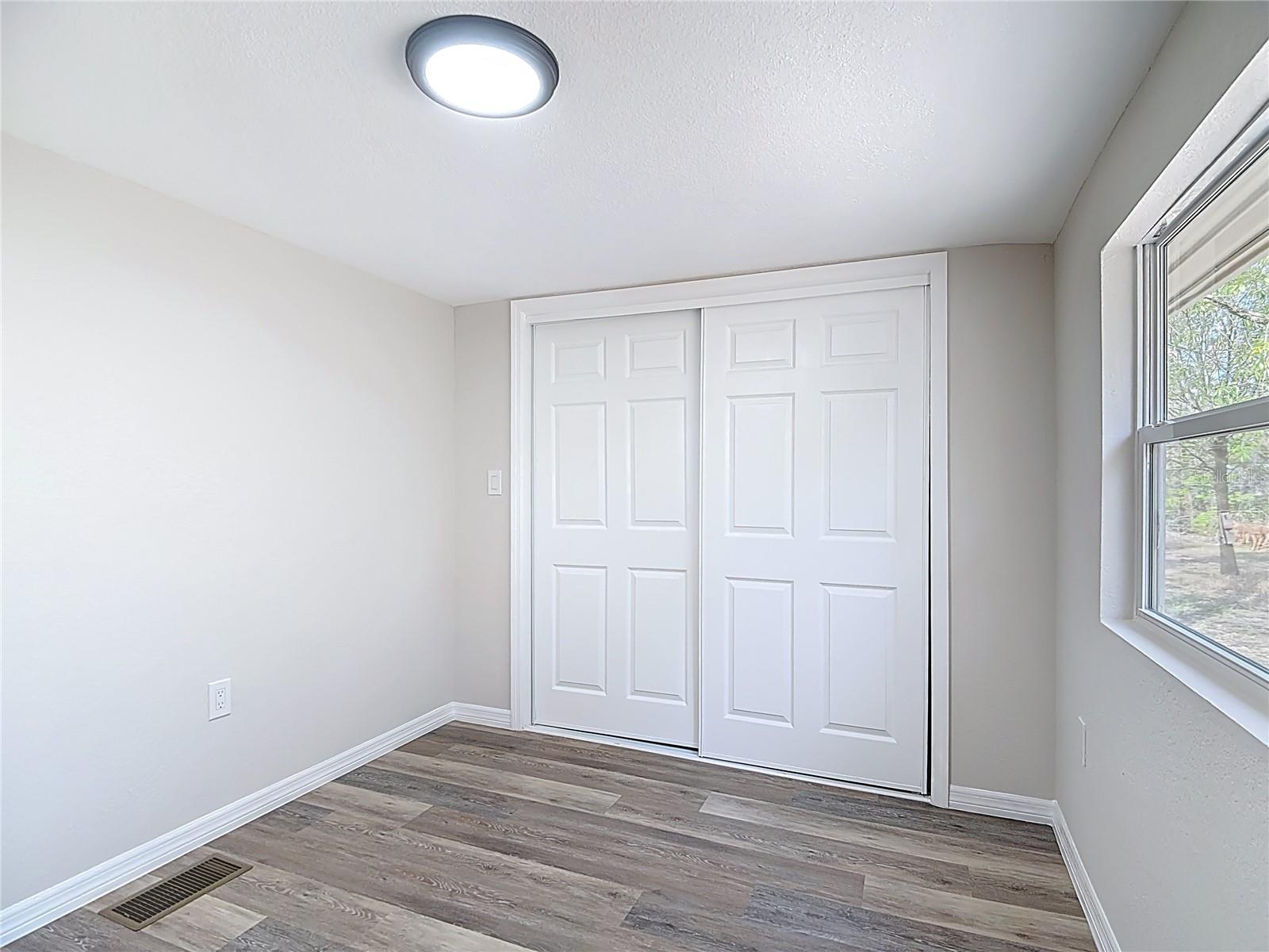 Image 24 of 26 For 10916 Country Haven Drive