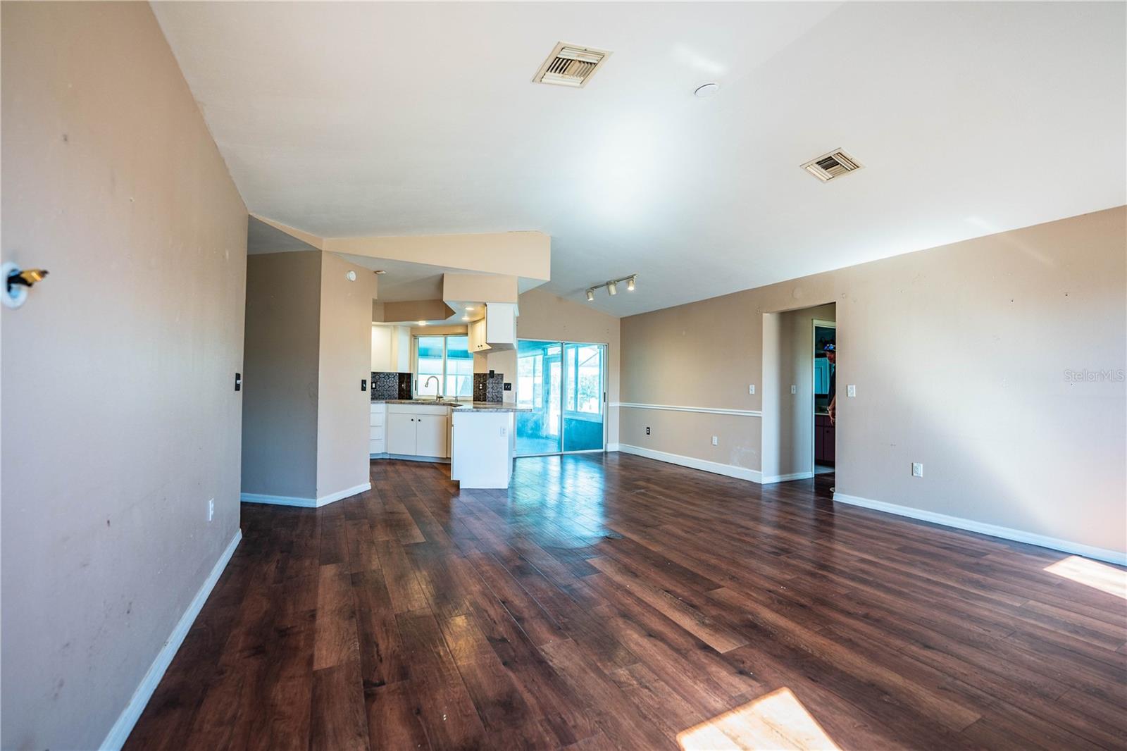 Image 14 of 78 For 507 Powder Horn Row