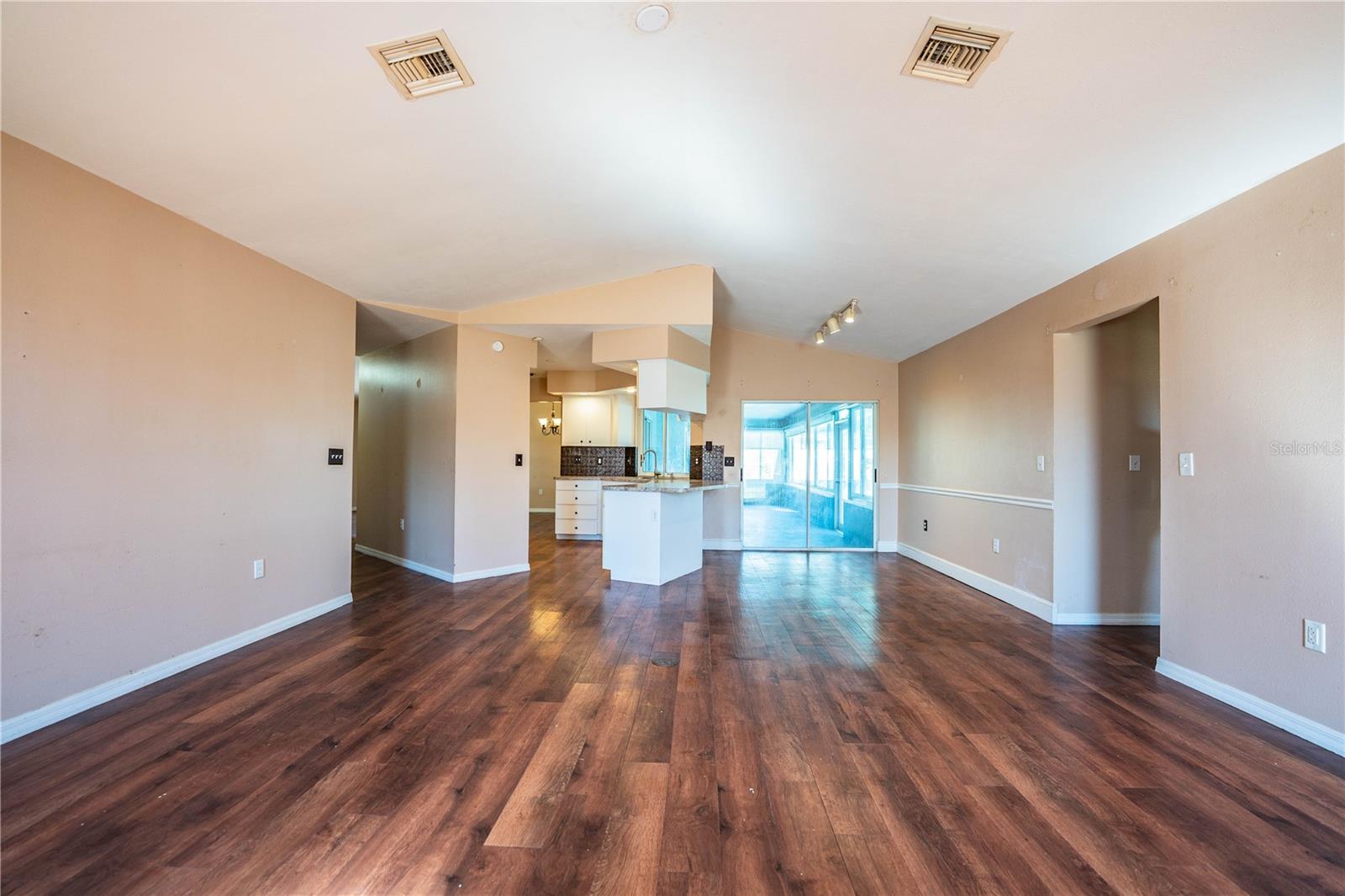 Image 15 of 78 For 507 Powder Horn Row