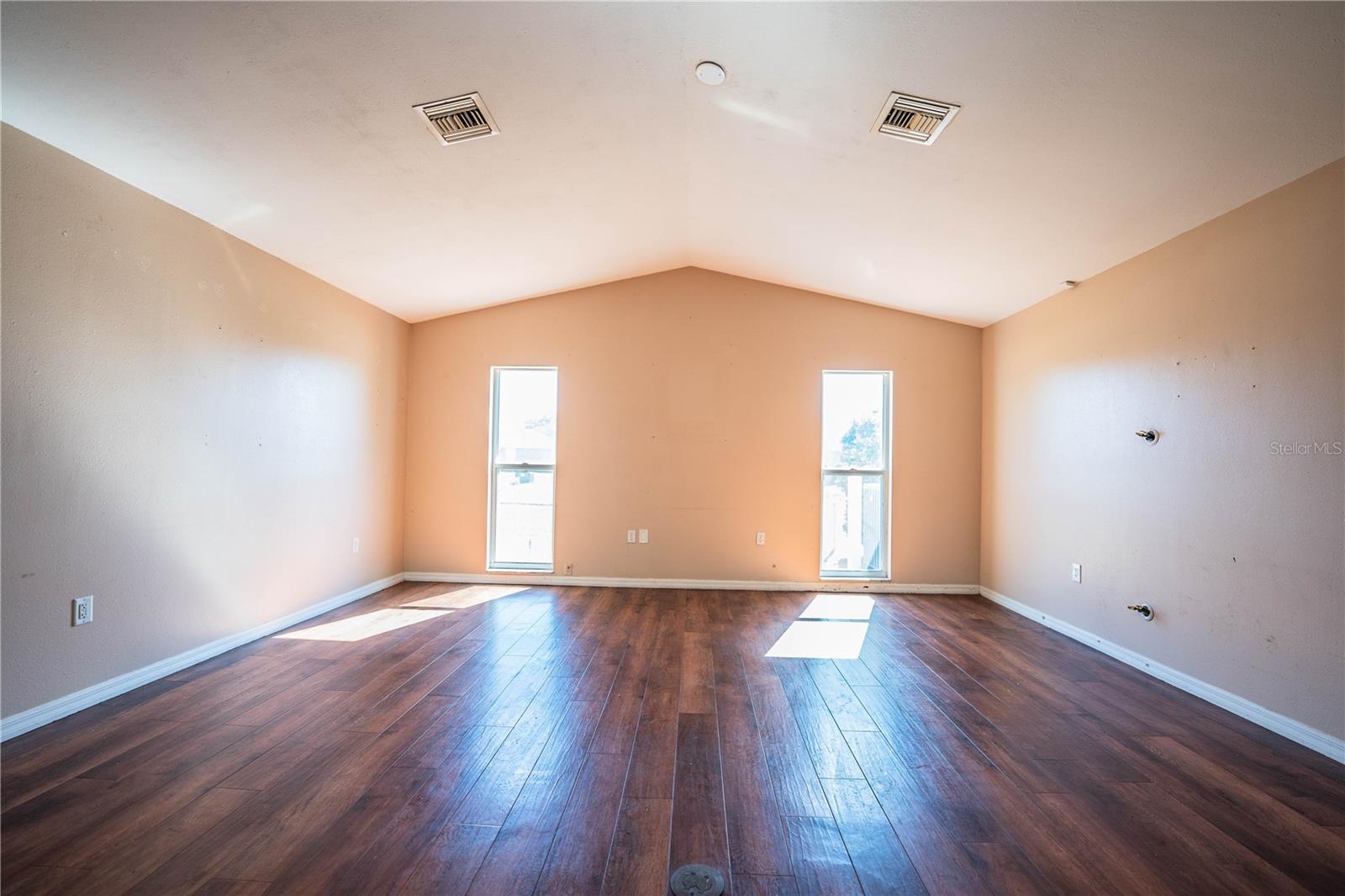 Image 18 of 78 For 507 Powder Horn Row