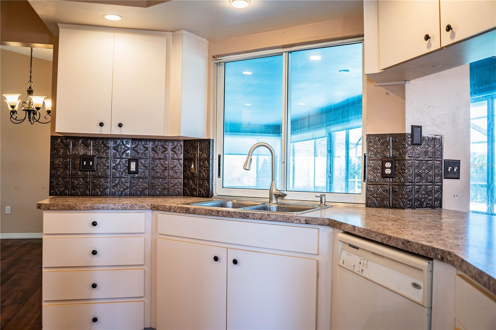 Image 23 of 78 For 507 Powder Horn Row