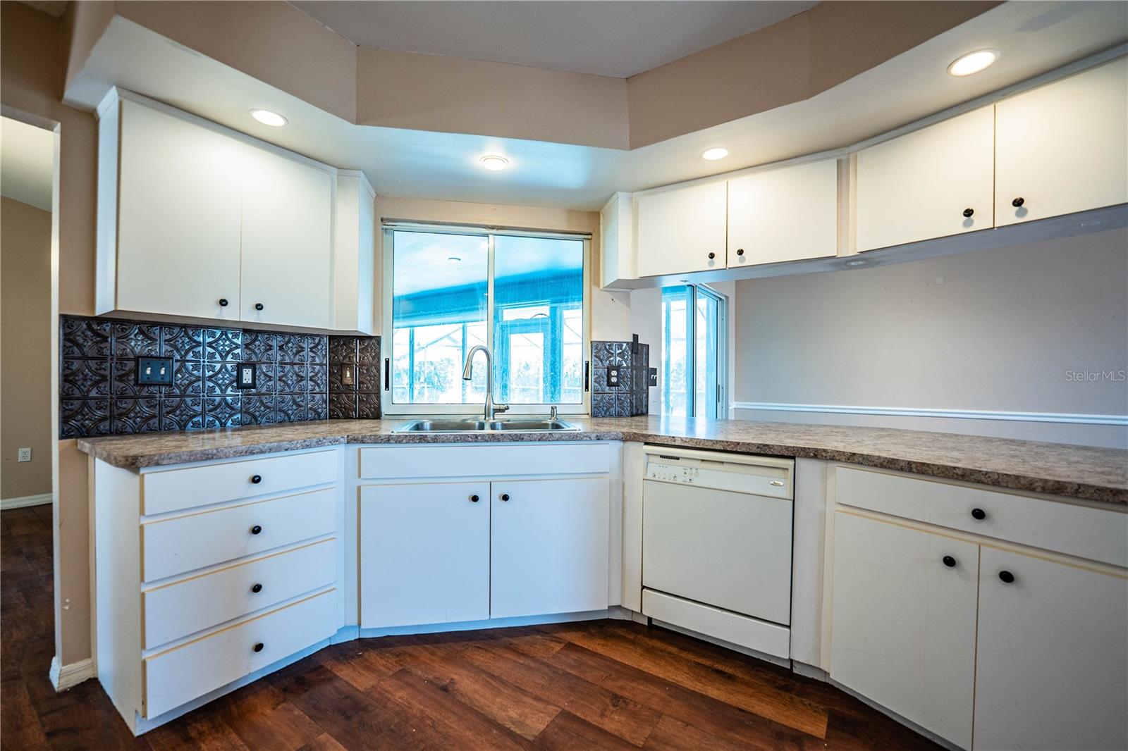 Image 24 of 78 For 507 Powder Horn Row