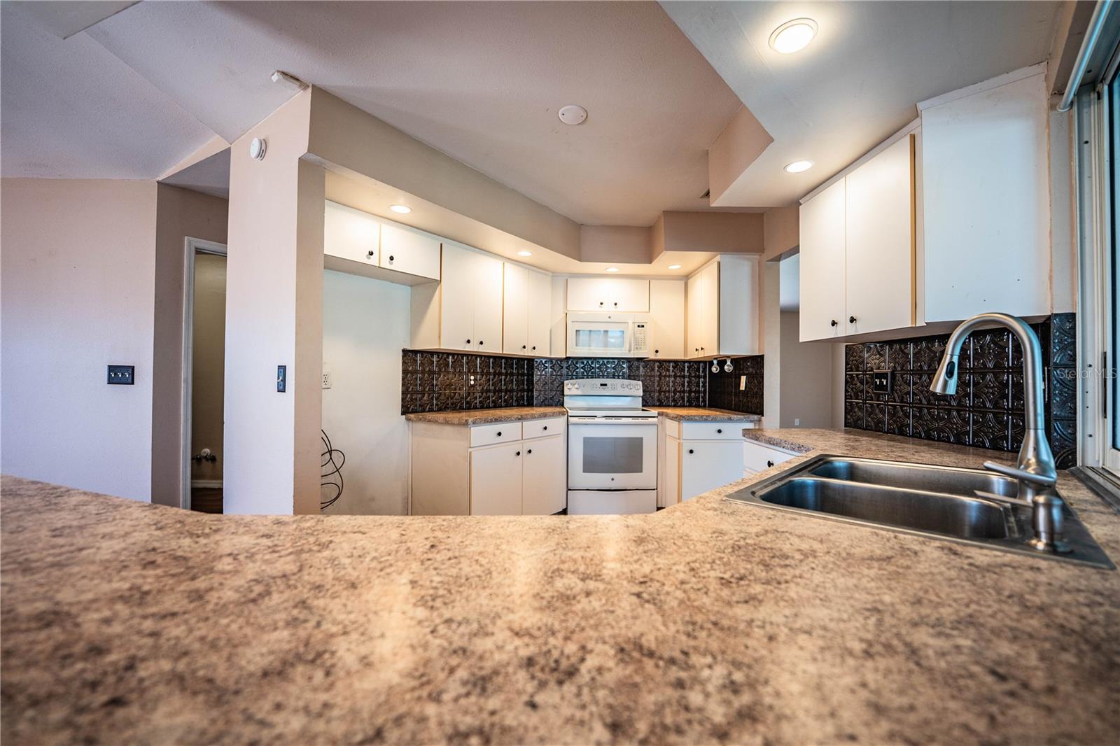 Image 25 of 78 For 507 Powder Horn Row