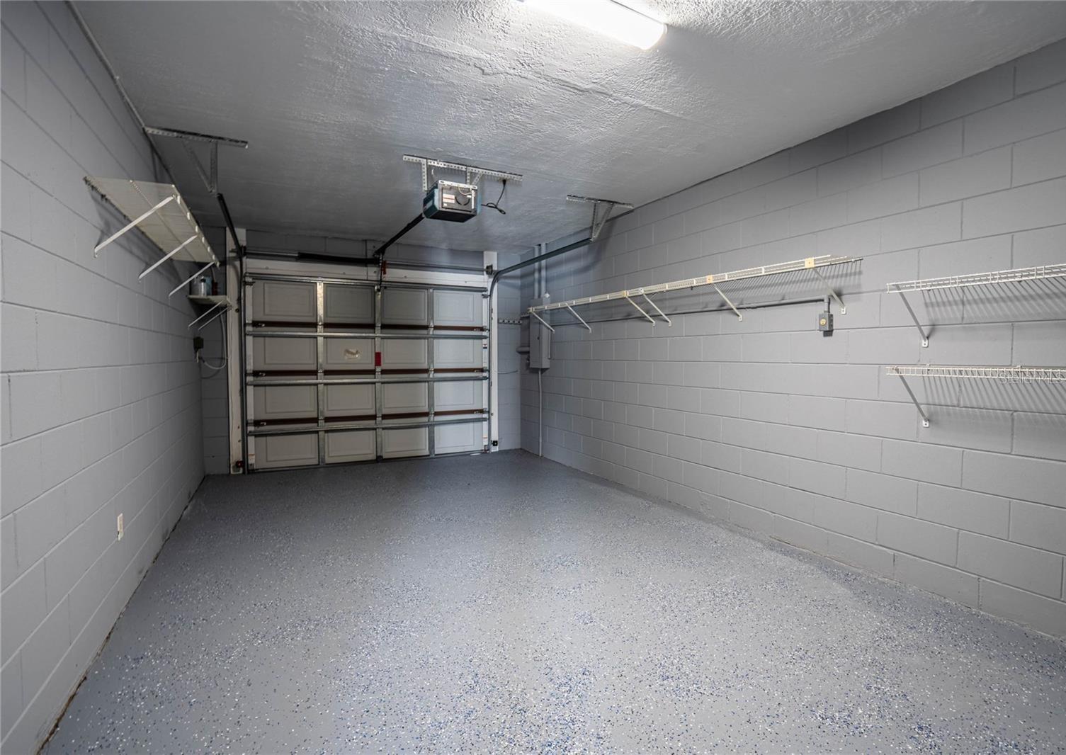 Image 14 of 17 For 8 Huntley Court 8