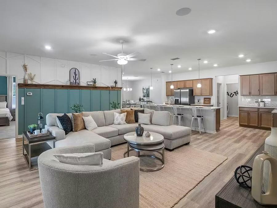 Image 3 of 12 For 8673 Wildflower Field Lane