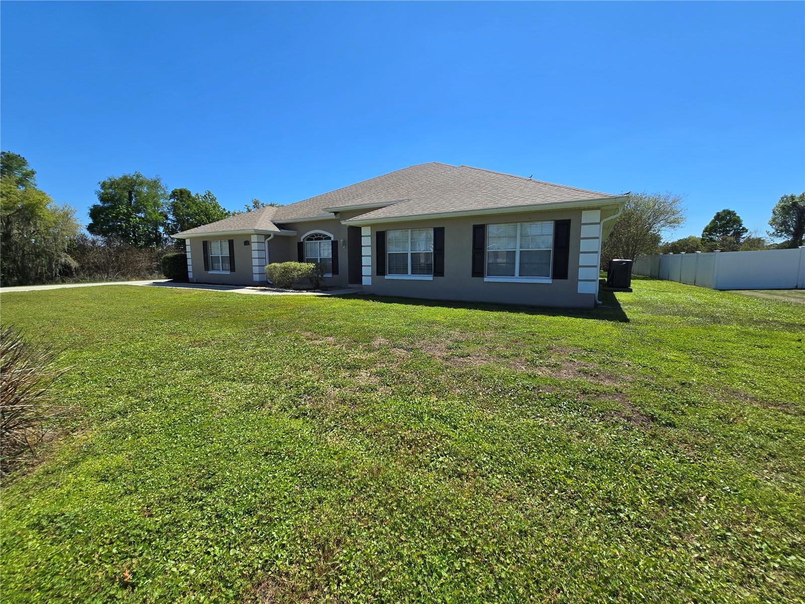 Details for 2081 Farrington Drive, LAKELAND, FL 33809