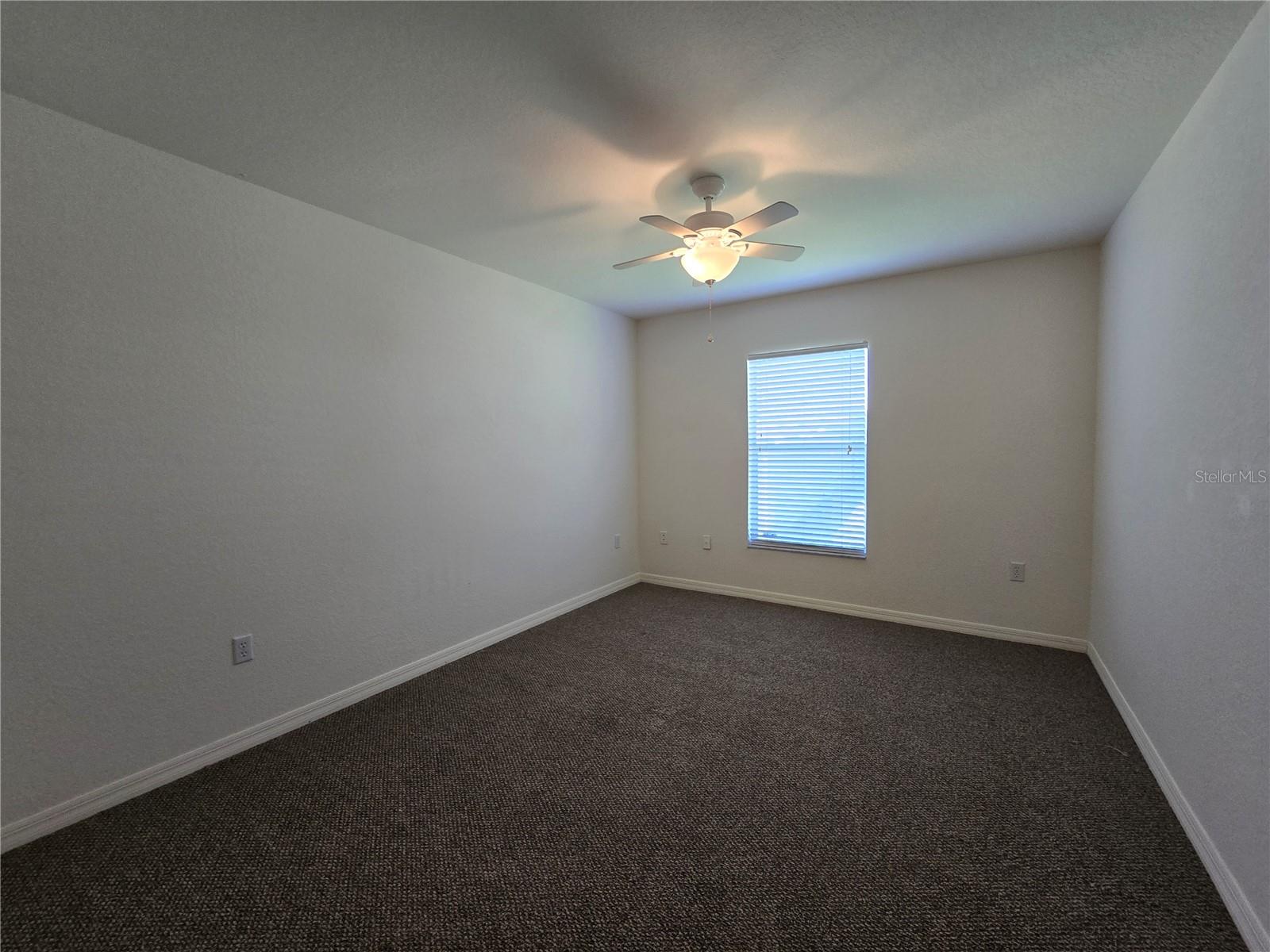 Image 22 of 41 For 2081 Farrington Drive