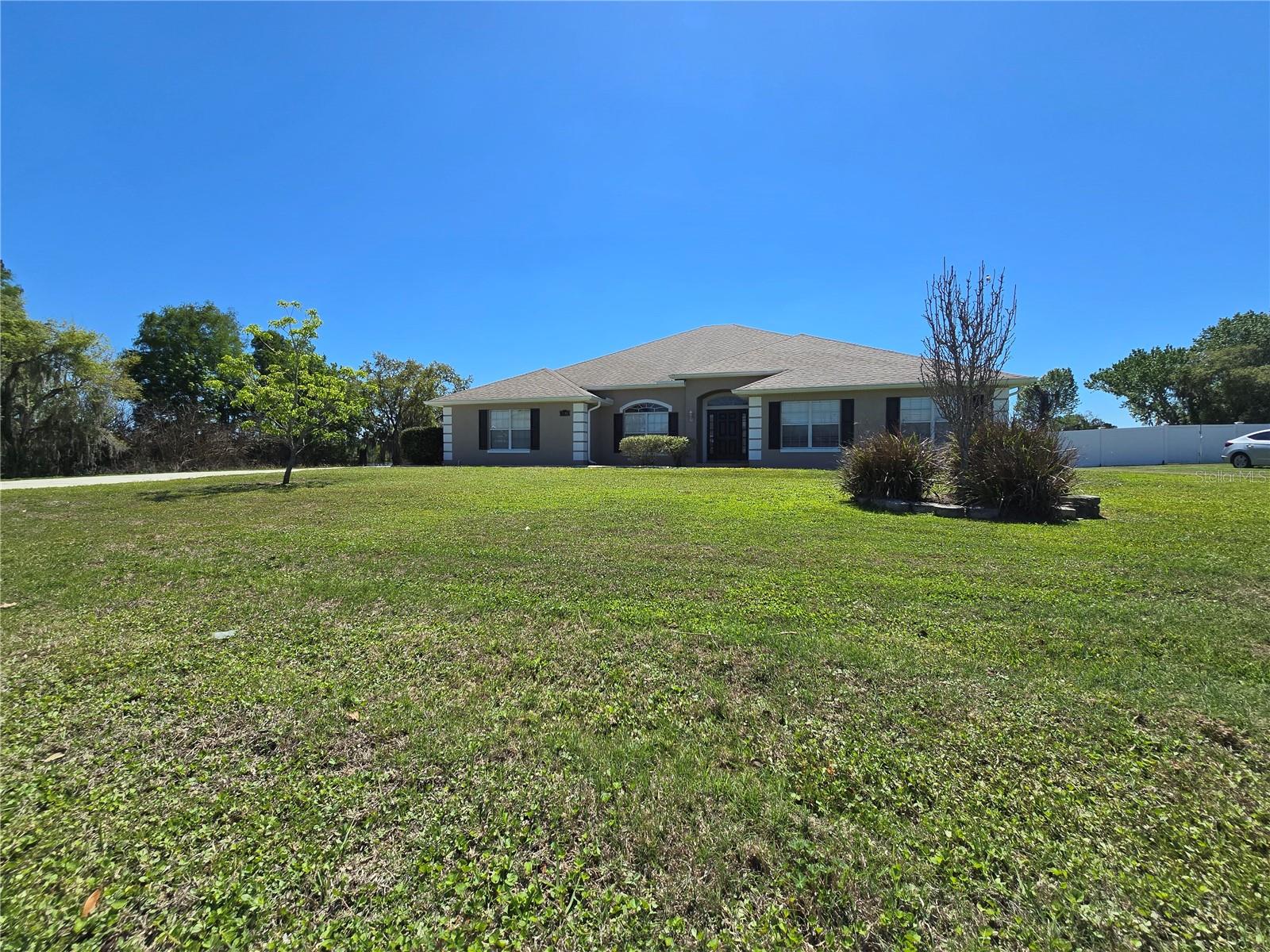 Image 4 of 41 For 2081 Farrington Drive