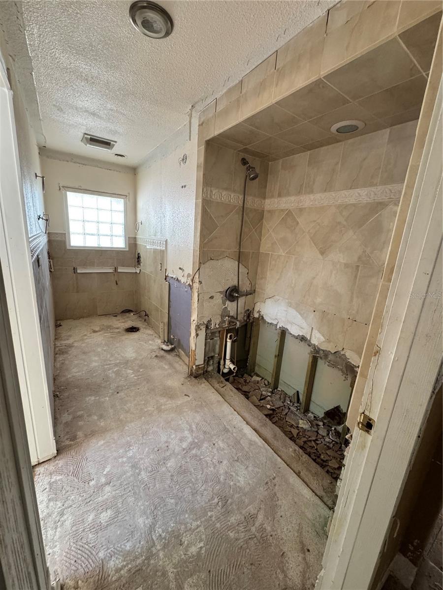 Image 8 of 15 For 651 69th Avenue S