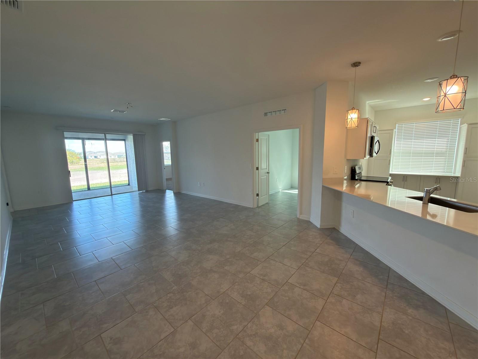 Image 12 of 24 For 521 Reggie Road