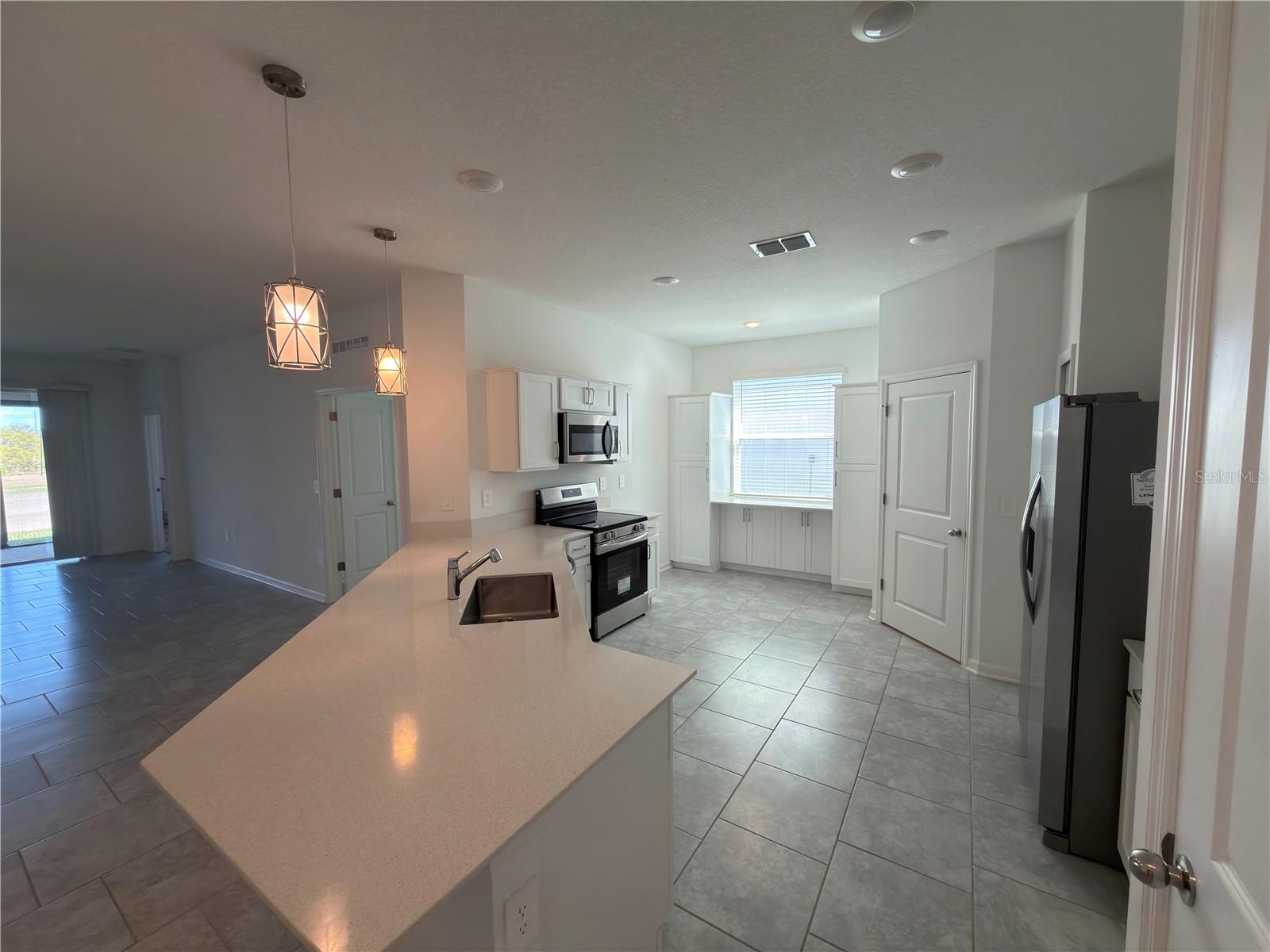 Image 3 of 24 For 521 Reggie Road