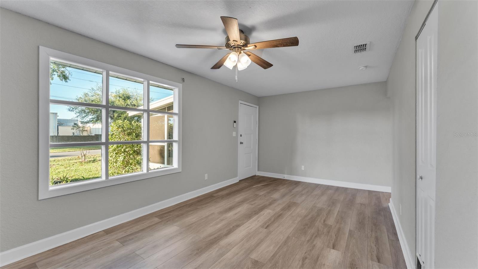 Image 14 of 33 For 1317 Belmar Street