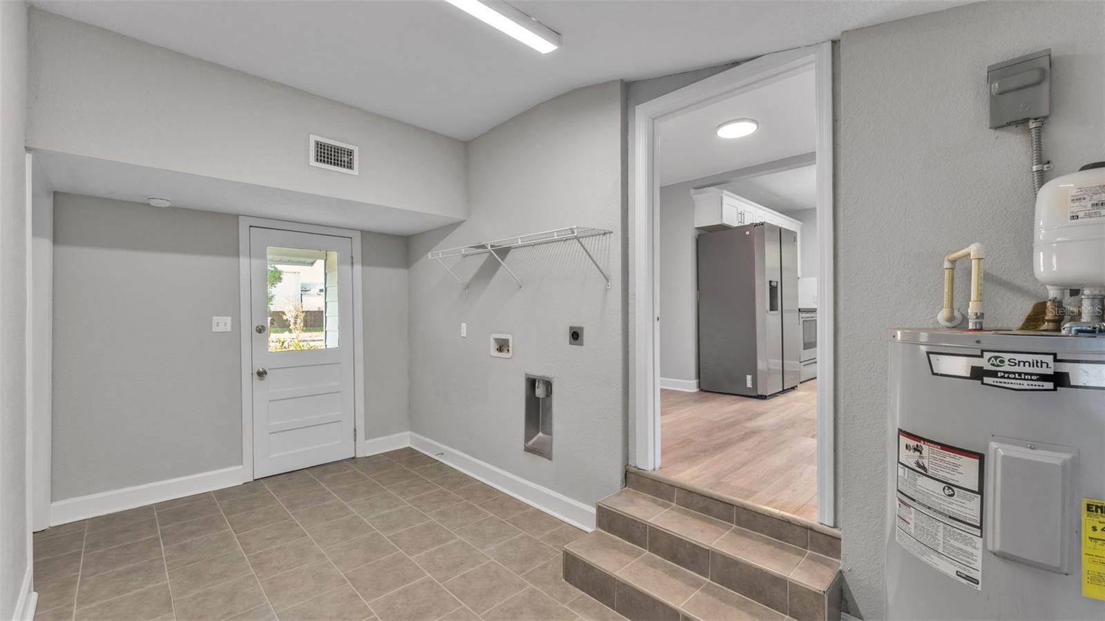 Image 16 of 33 For 1317 Belmar Street